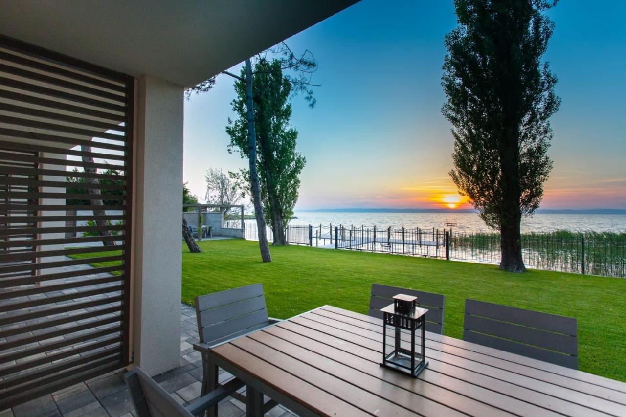 Beach 101 Villa Siófok Eksteriør billede