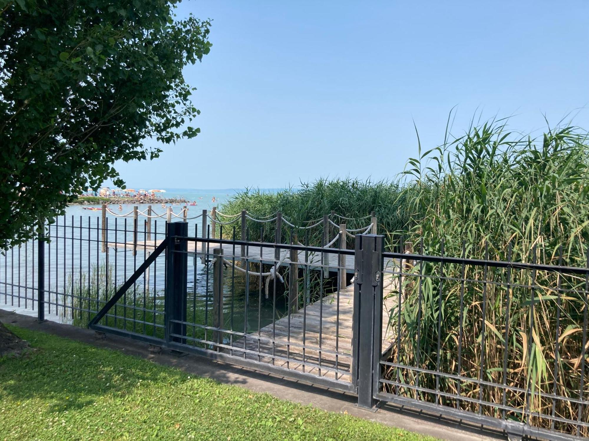 Beach 101 Villa Siófok Eksteriør billede