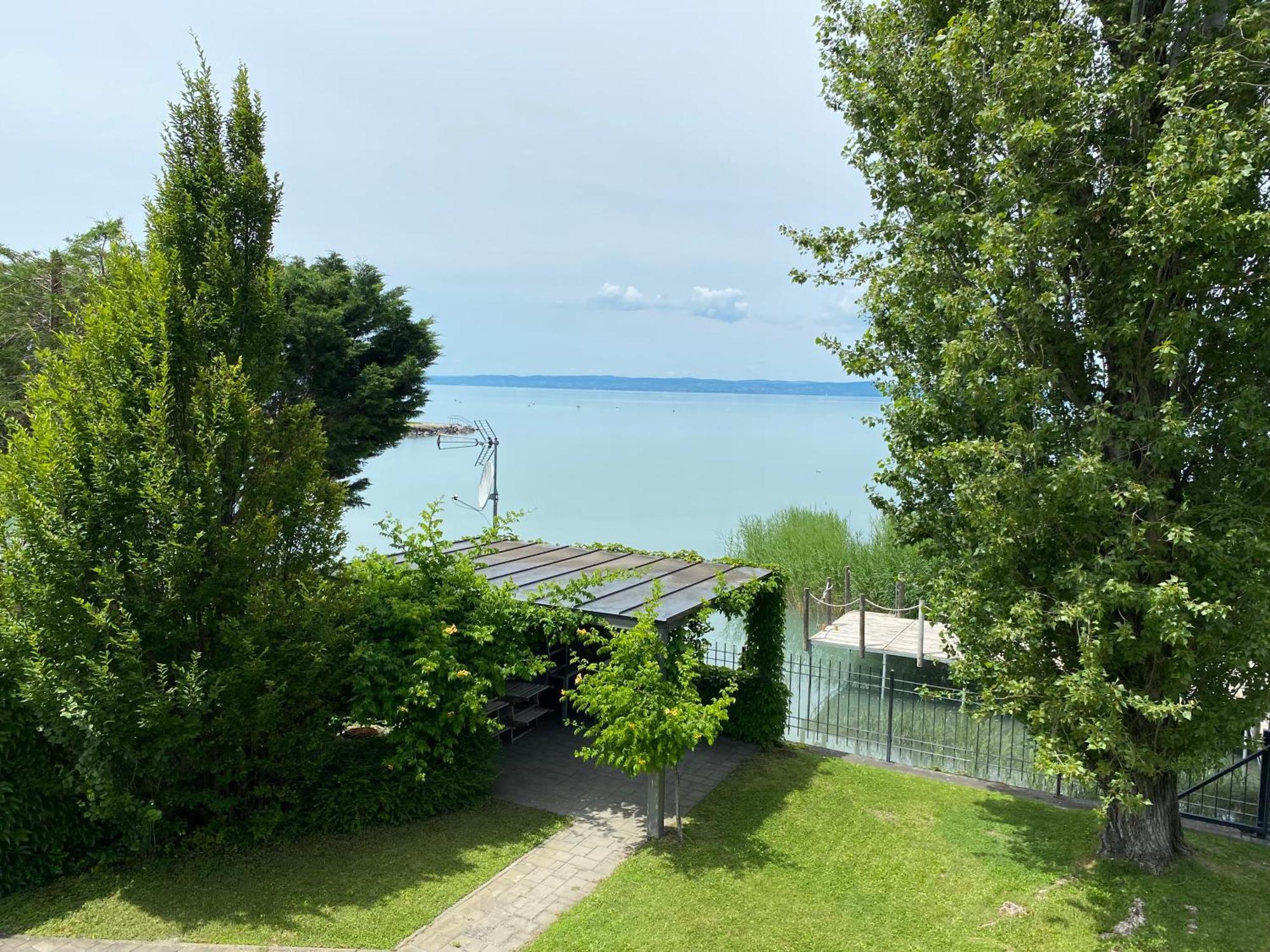 Beach 101 Villa Siófok Eksteriør billede